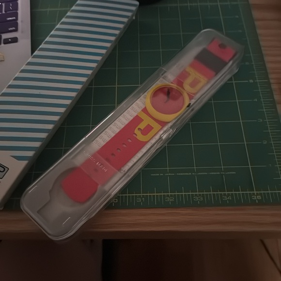 Popswatch wristwatch - Picture 3 of 3